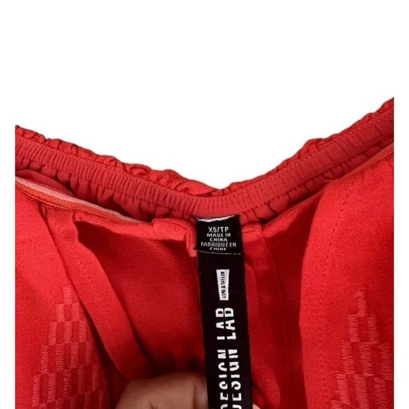 Design Lab Embroidery Dress XS Eyelet Red‎ Off Shoulder Button Front Fit Flare - Picture 5 of 6